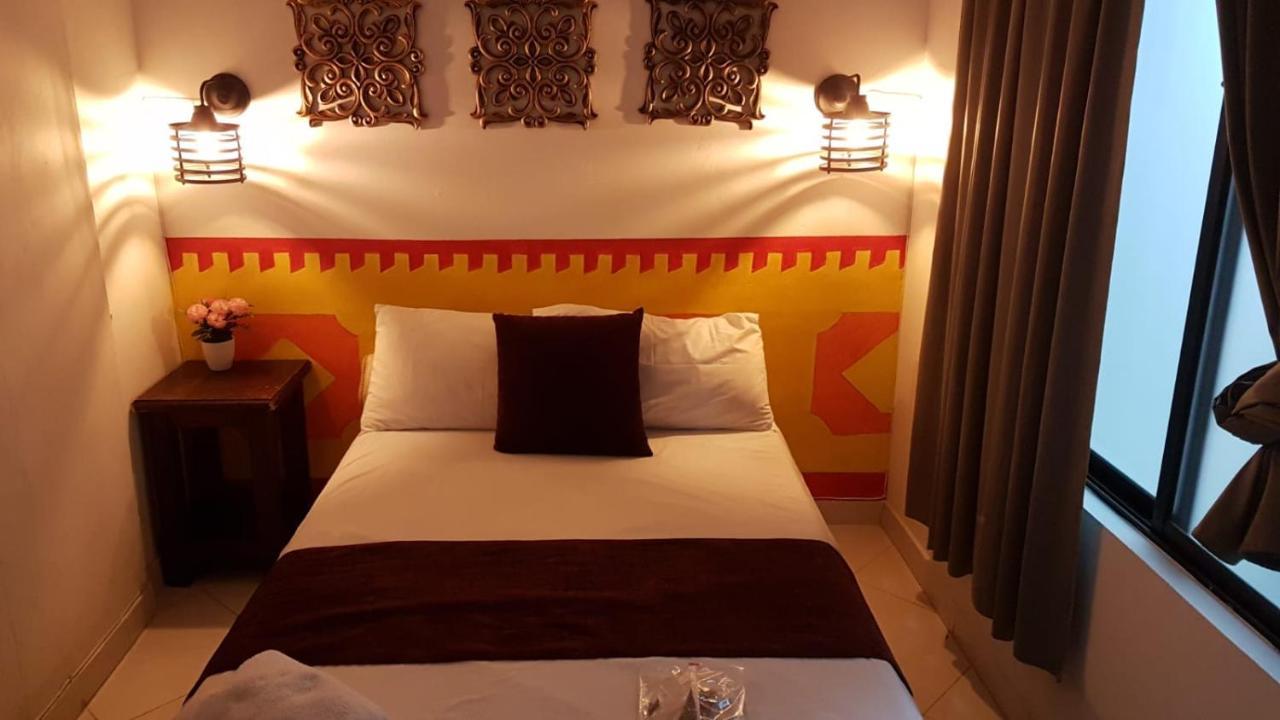 Hostel-Affordable Rooms With Private Bathroom San Juan Guatape Exterior photo