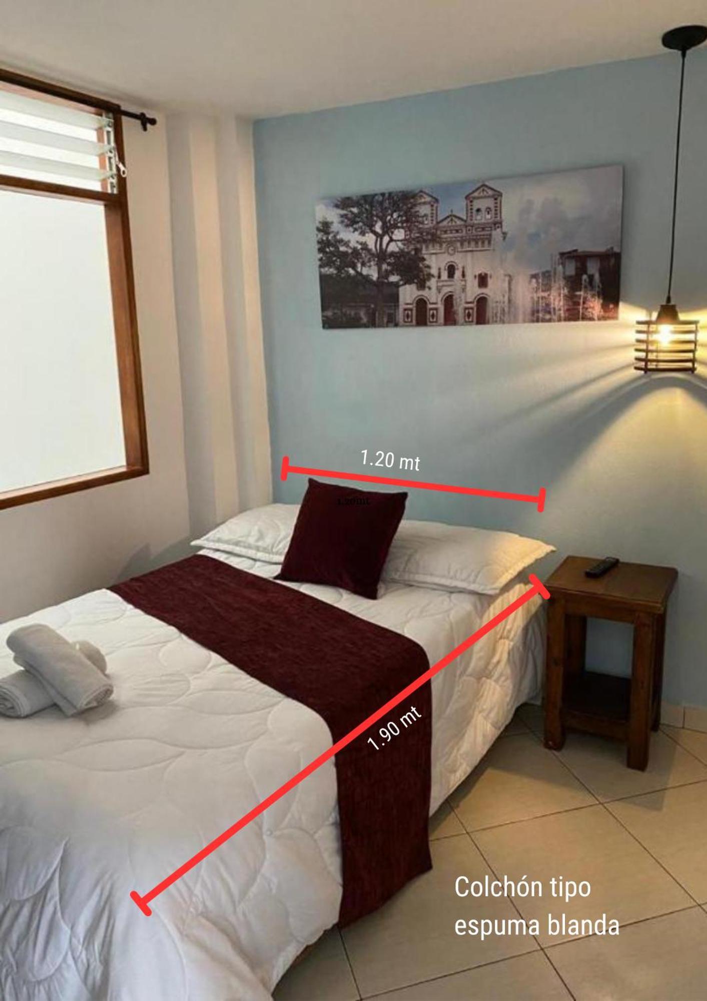 Hostel-Affordable Rooms With Private Bathroom San Juan Guatape Exterior photo